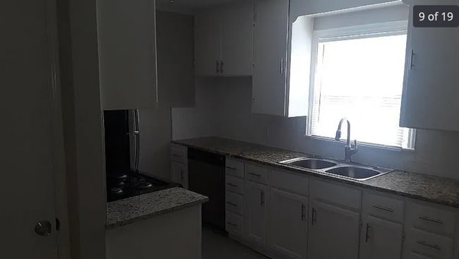 Building Photo - Prestine 2 Bed 1 Bath