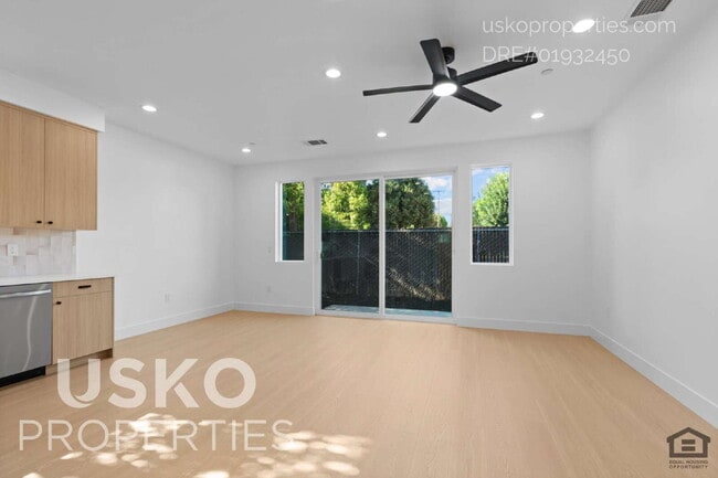 Building Photo - Brand New Construction Unit for Rent - 2 B...