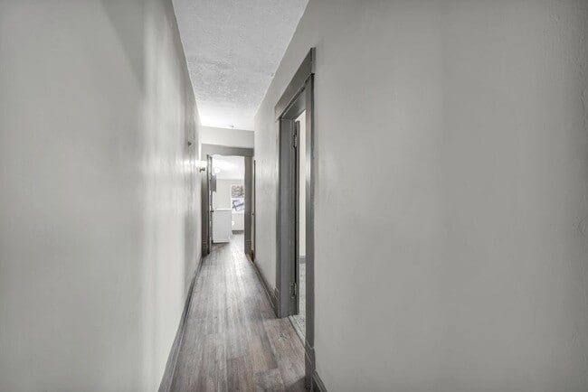 Building Photo - 365 S Eureka Ave