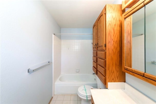 Building Photo - 2577 Plaza del Amo