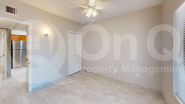 Building Photo - 1419 Placita Apache