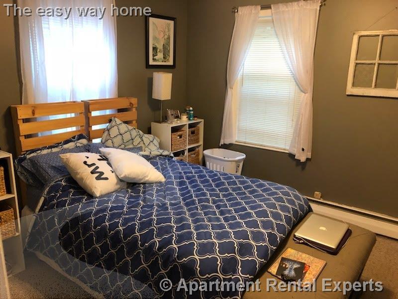 Building Photo - 9 Lowell Terrace