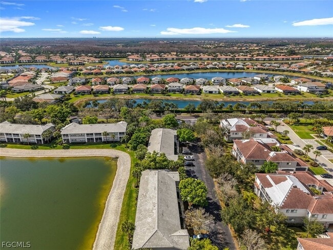 Building Photo - 12151 Summergate Cir