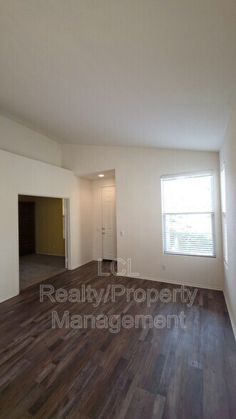 Building Photo - 28943 Baywater Dr