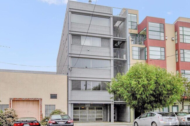 Building Photo - 615 Tennessee St