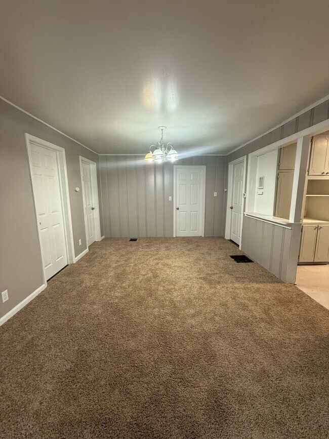 Building Photo - 217 Killough Dr