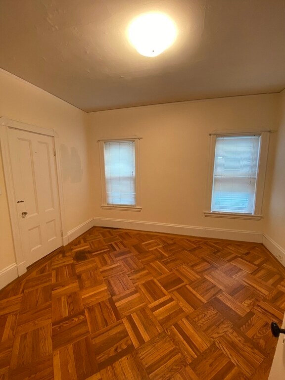 Building Photo - 229 Highland Ave