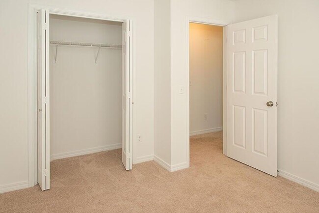 Building Photo - 9559 Parker Pl Dr
