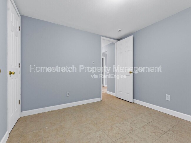 Building Photo - 16 Saali Dr