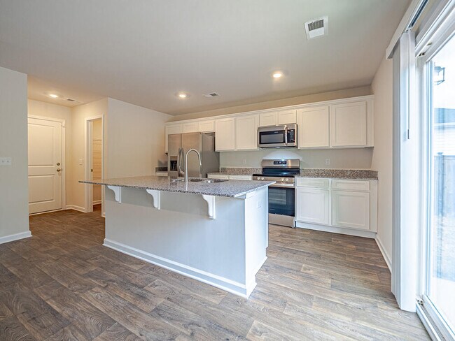 Building Photo - 1830 Lacebark Dr