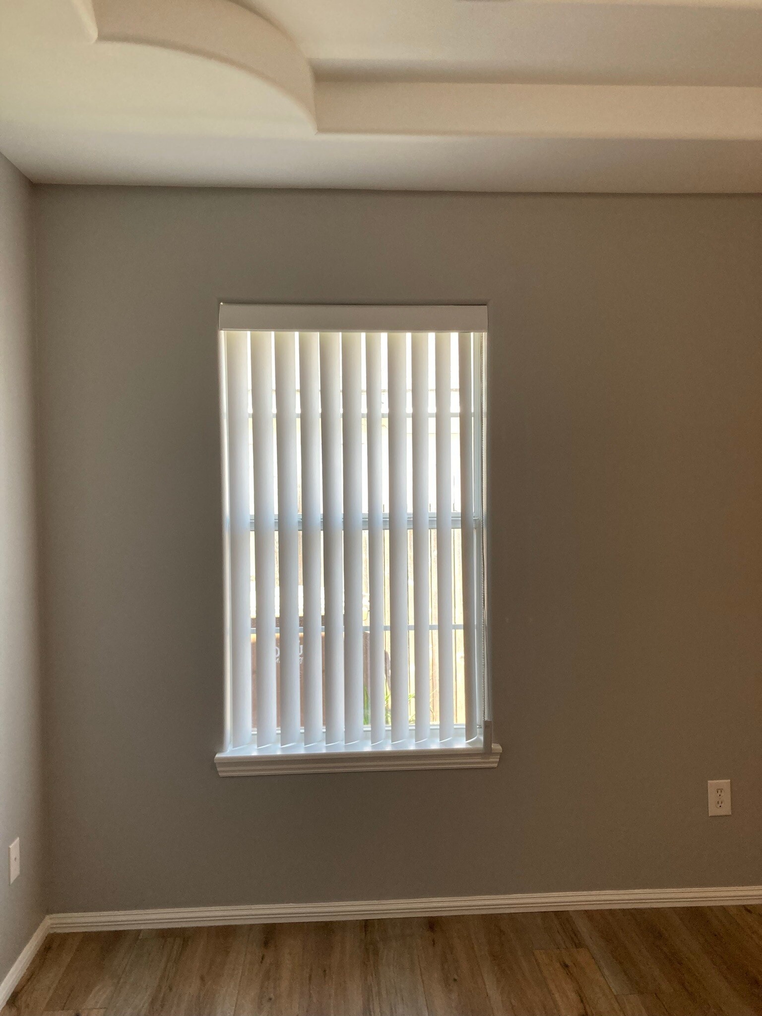 Building Photo - 910 English Ave