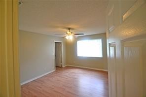 Building Photo - 10621 SW 14th Ct