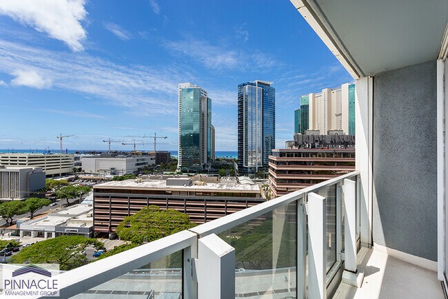 Building Photo - 1288 Kapiolani Blvd