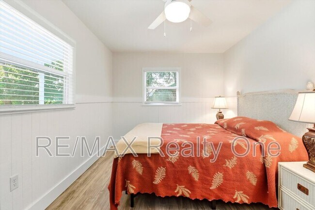 Building Photo - 750 NE 2nd Ave