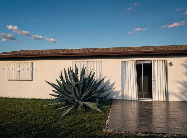 Building Photo - 20435 NW 37th Ct