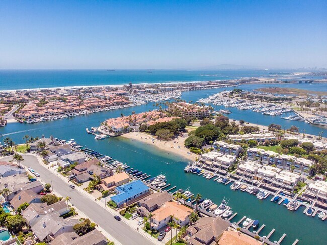 Building Photo - Huntington Harbour