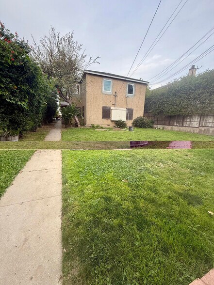 Backyard - 636 W Queen St