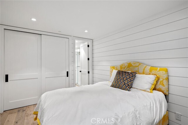 Building Photo - 2428 The Strand