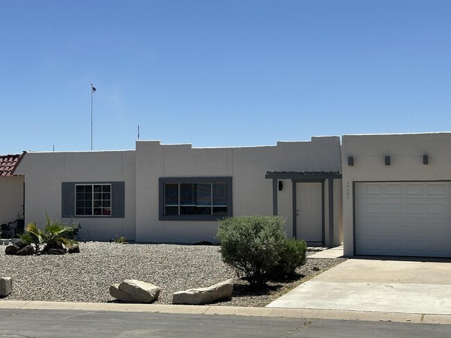 Building Photo - 10525 W Arica Rd