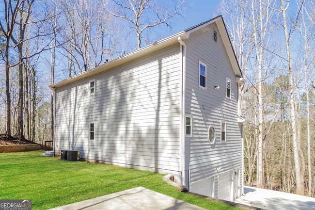 Building Photo - 215 Allatoona Highland Dr