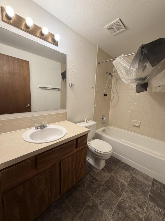Building Photo - 418 Mulberry Dr