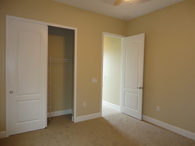 Building Photo - 5750 Rusack Dr