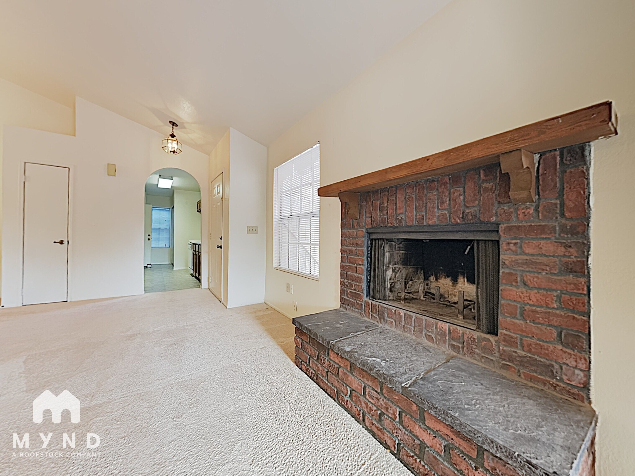 Building Photo - 1915 S 39th St