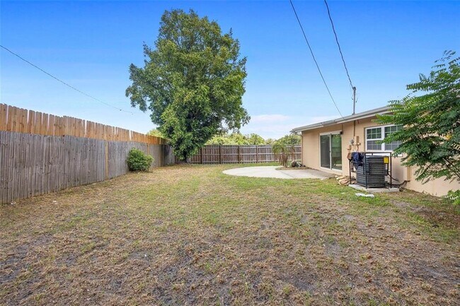 Building Photo - 5825 Forest Grove Blvd