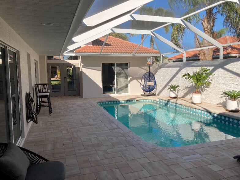 Building Photo - 104 Cala Ct