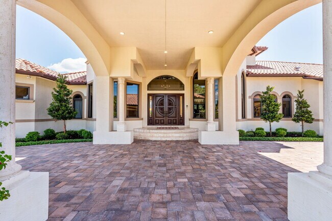 Building Photo - 3310 Palm Beach Point Blvd