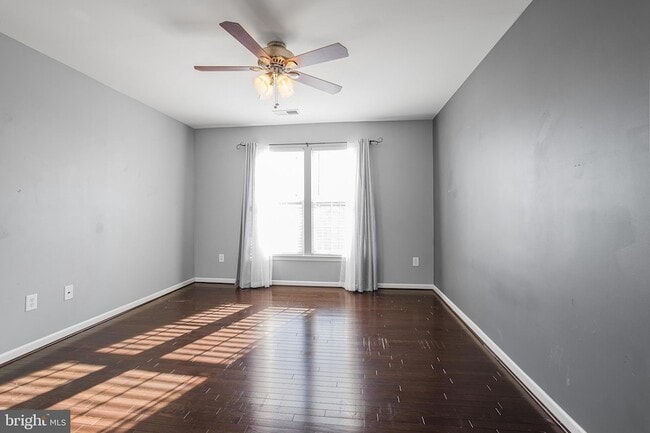 Building Photo - 206 Markham Ct