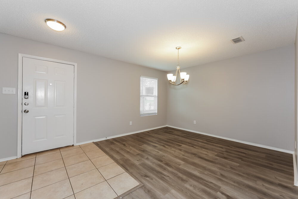 Building Photo - 1625 Creekridge Ct