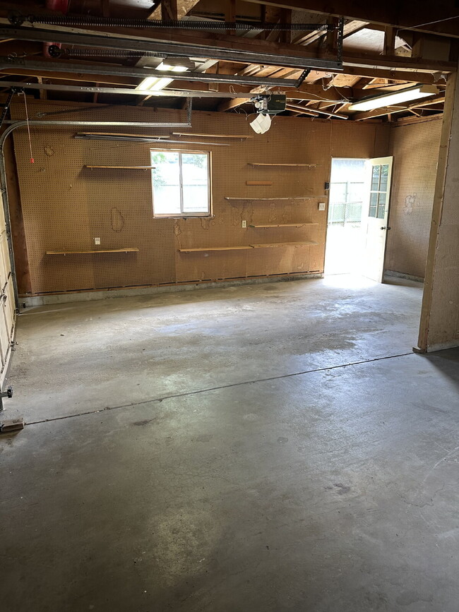 Building Photo - Exceptional 3 bed, 2 bath Home in Berkeley!
