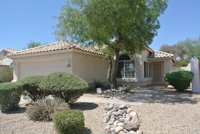 Building Photo - 6814 W Louise Dr