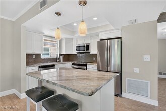 Building Photo - 1549 Sandpiper St