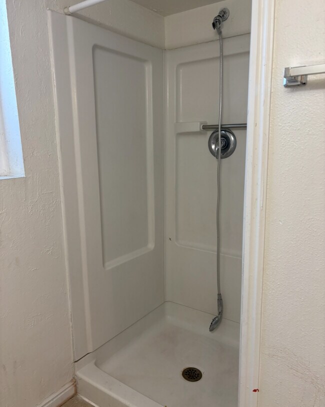 Building Photo - 6189 Dewdrops Dr