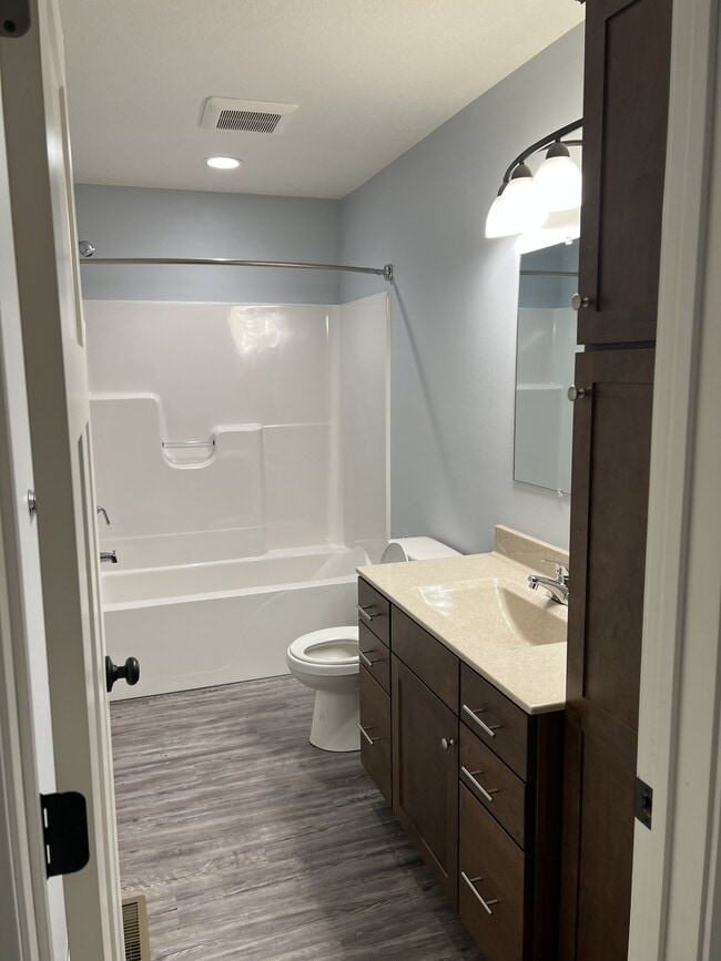 Building Photo - 1622 3rd St NW