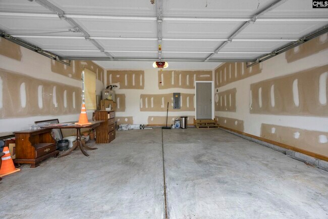 Building Photo - 109 Cotoneaster Dr