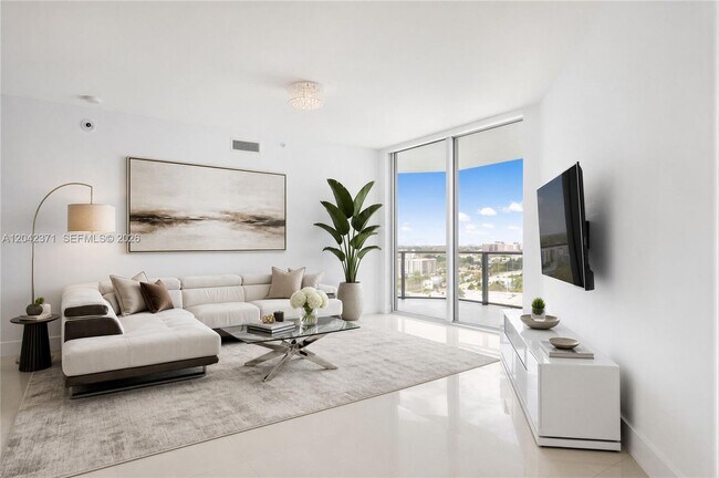Building Photo - 17301 Biscayne Blvd