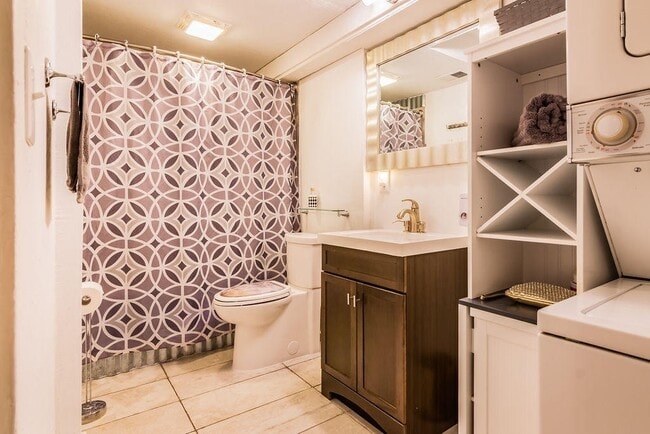 Building Photo - Beautiful Unfurnished 1 Bedroom 1 bath Apartment for Rent in Branson, MO