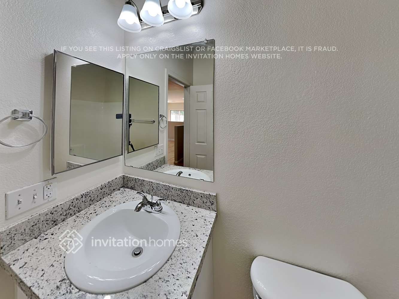 Building Photo - 6633 W Superior Ave