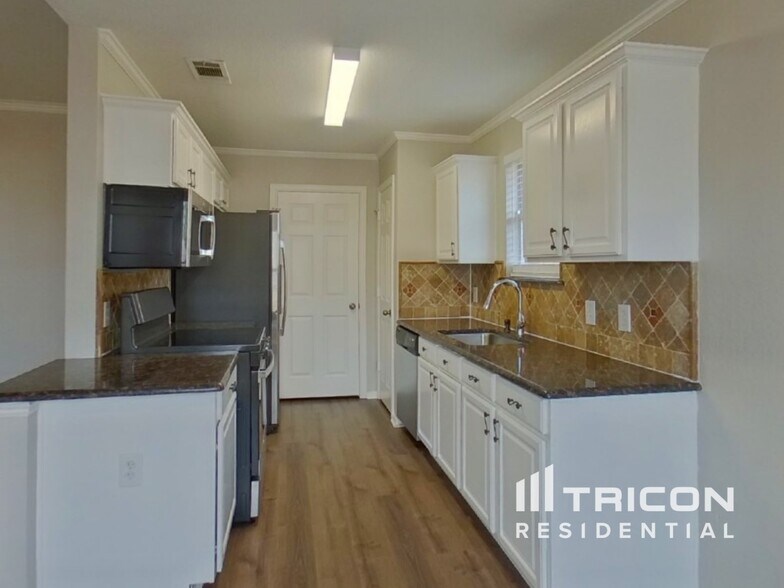 Building Photo - 2008 Wahoo Dr