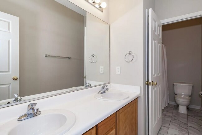 Building Photo - 3 Bedroom Ranch Near NCSU