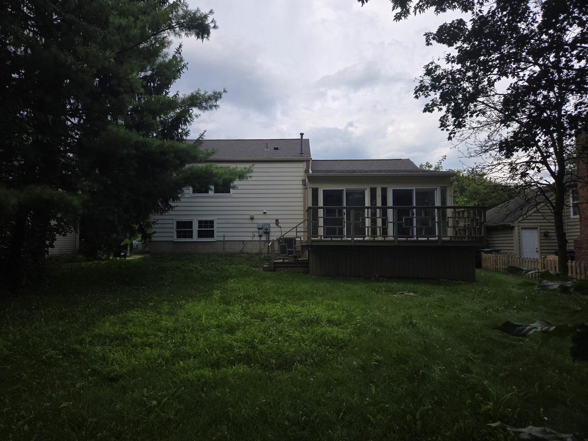 Building Photo - 7857 Cobdon Ave