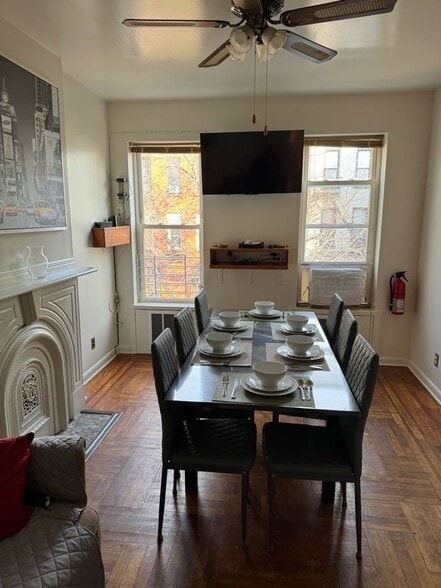 Dining Room - 373 4th St