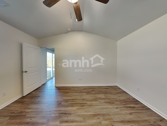 Building Photo - 1378 John Swann St