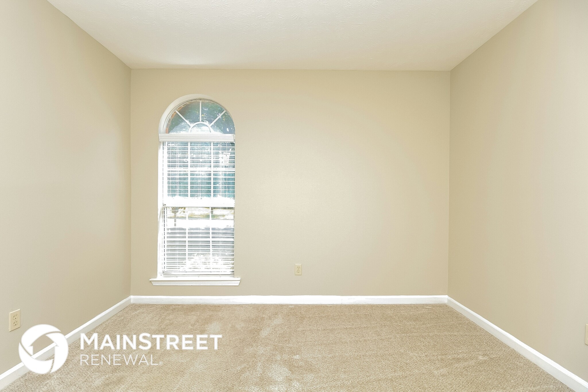 Building Photo - 2533 Jeffries Cove