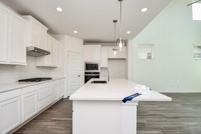 Building Photo - 7711 Pale Petunia Trl