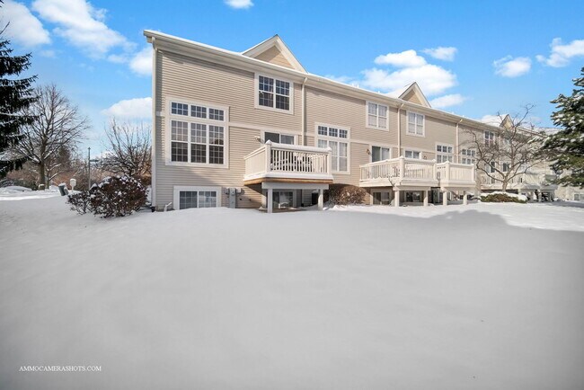 Building Photo - 369 Vaughn Cir