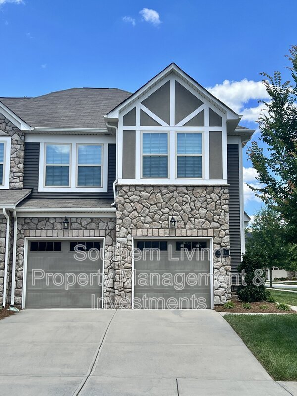 Building Photo - 5706 Lachlan Hill Ln